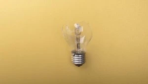 لامپ رو بردارید و تمیز کنید