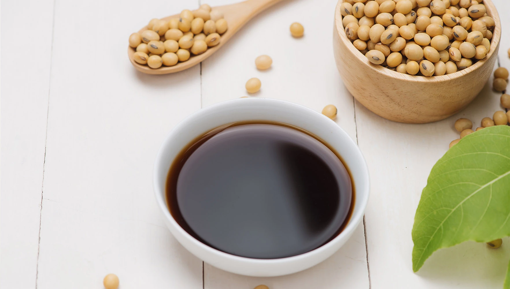 چگونه لکه های سس سویا را از روی لباس پاک کنیم